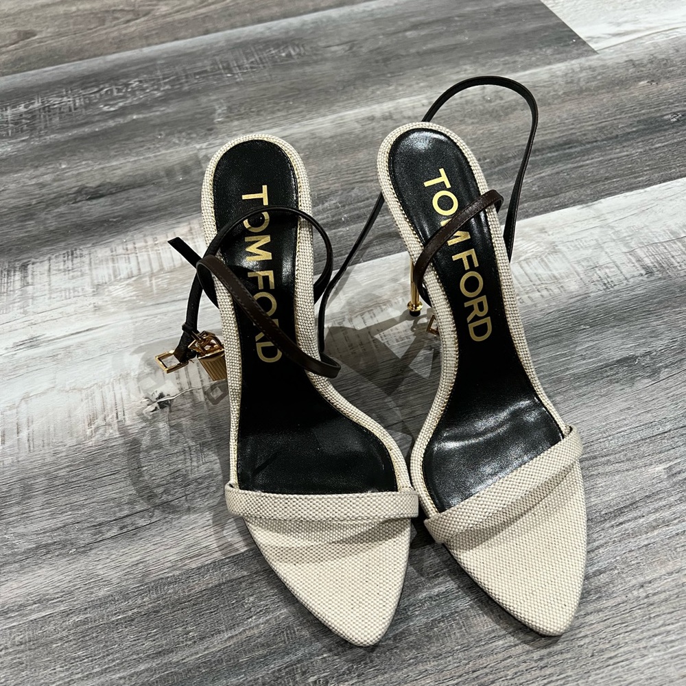 TOM FORD SIGNATURE PADLOCK SIZE 42 gently worn once EUC now retails at $1290 usd